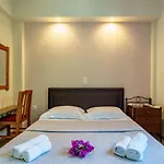 公寓式酒店 Irini 3*