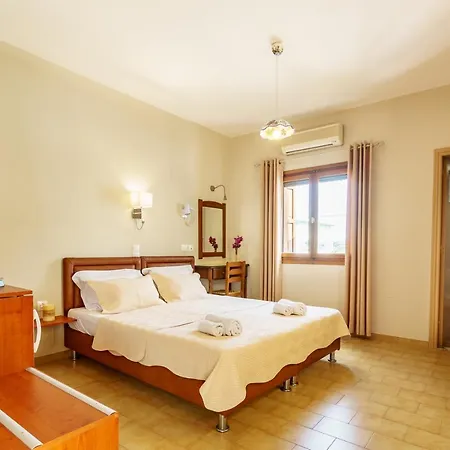 Hotel apartamentowy Irini