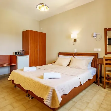 Irini Apart-hotel 4*