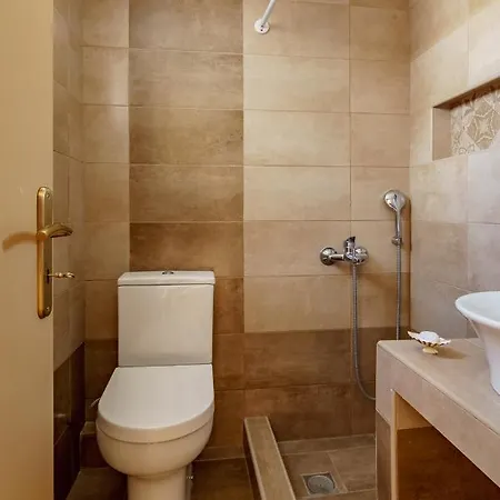 Irini Apart-hotel