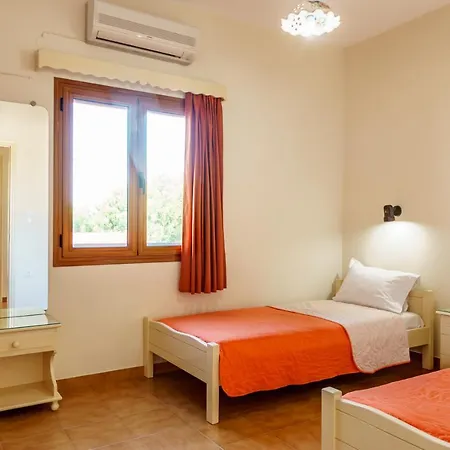 Irini Apart-hotel 4*