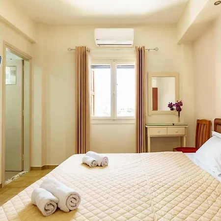 Hotel apartamentowy Irini