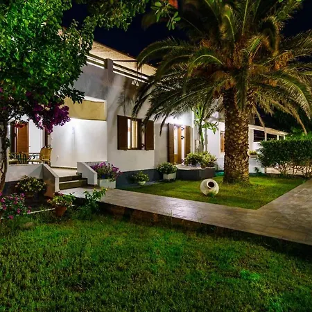 Irini Hotel apartamentowy Skyros