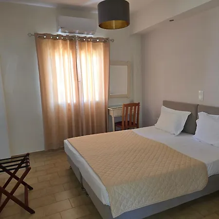 Irini Apart-hotel 4*