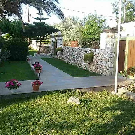 Irini Hotel apartamentowy Skyros