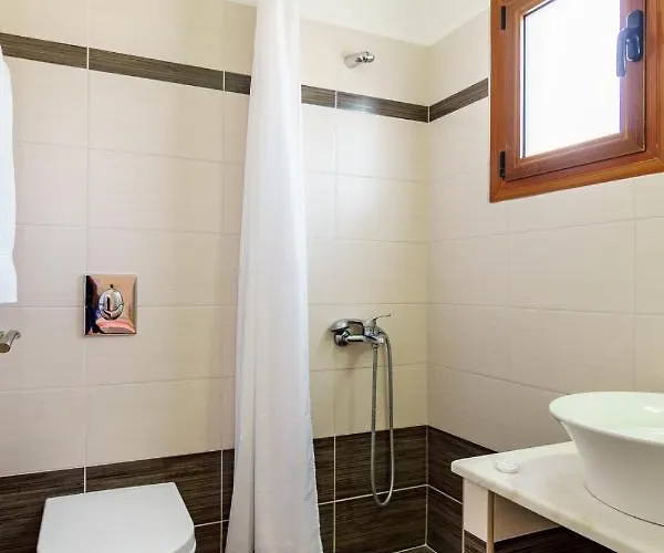 Aparthotel Irini Skyros